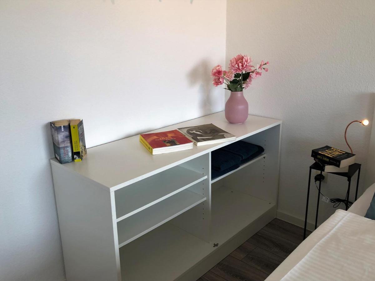 Grosses Appartement Mit Aussichtsbalkon Ludwigsburg Esterno foto