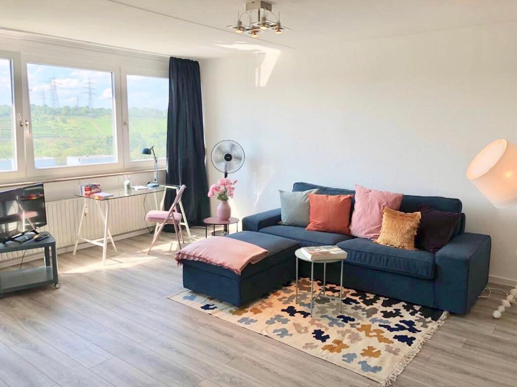 Grosses Appartement Mit Aussichtsbalkon Ludwigsburg Esterno foto